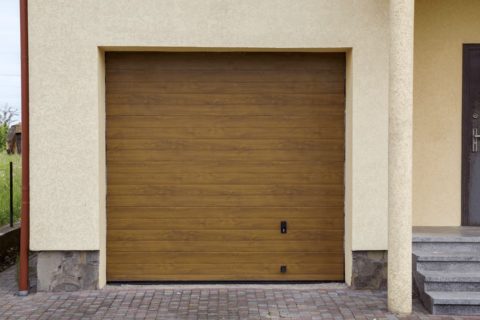 Pourquoi choisir une porte de garage sectionnelle ?
